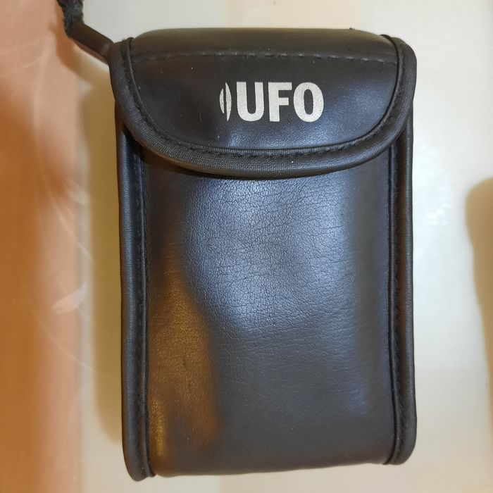 Фотоапарат ufo з рідним чехлом