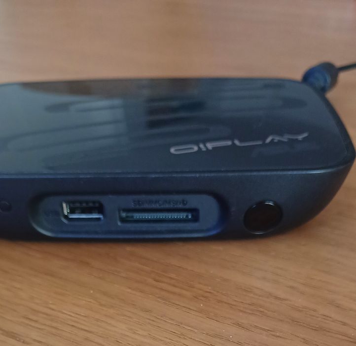 Leitor de cartões e Pen USB com saída de vídeo