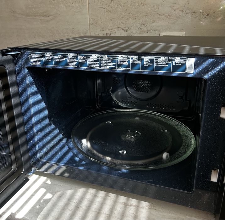 Kuchenka mikrofalowa Samsung