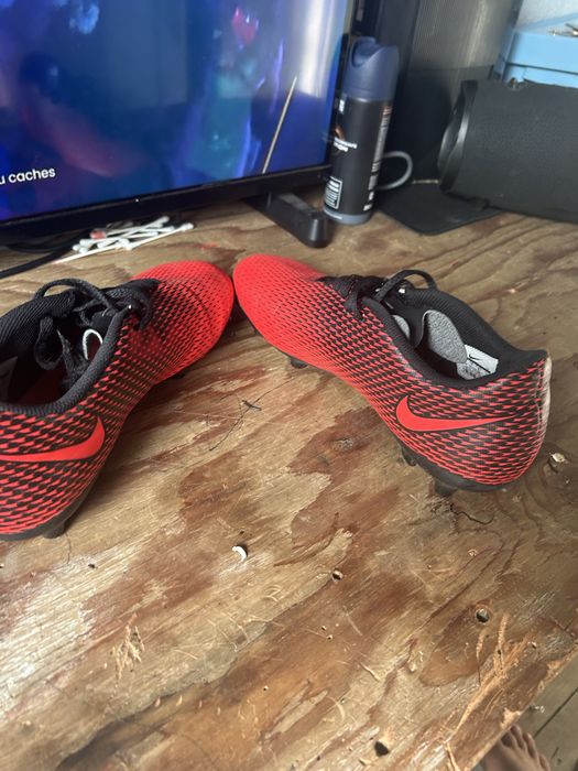 Nike mercurial vermelho
