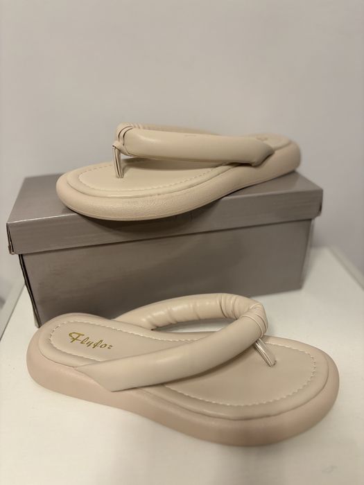 Beżowe nowe klapki Japonki eleganckie damskie r. 37 skóra ekologiczna