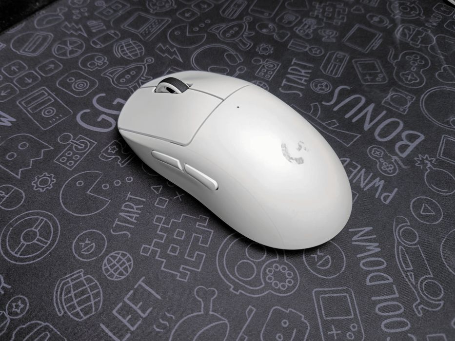 Logitech G Pro X Superlight Branco - Rato Gaming Wireless 2.4GHz