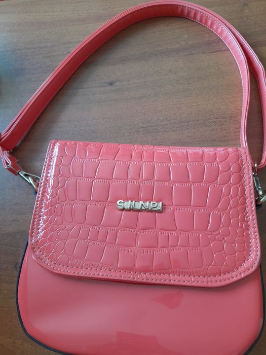 Продам сумочку нова