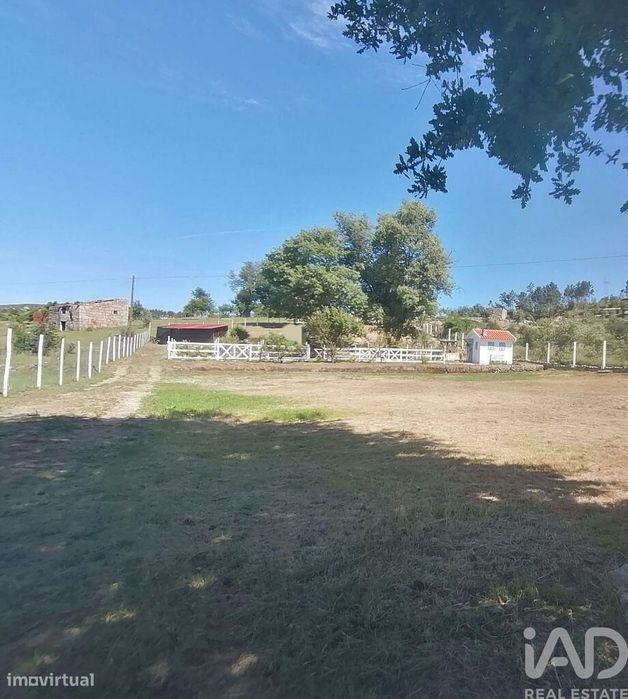 Terreno em Oliveira do Hospital e São Paio de Gramaços