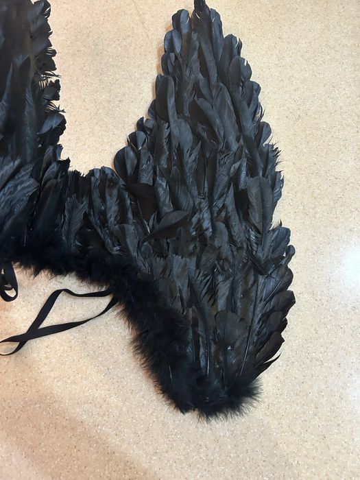 Черные крылья Ангела.