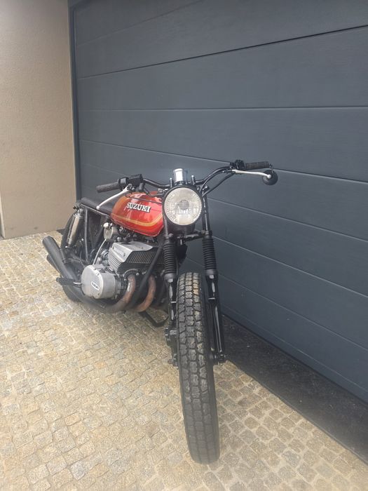 Suzuki gt 380 cafe racer
