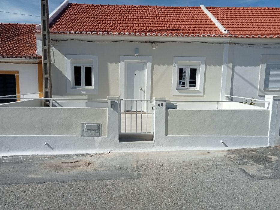 Restauros e manutenção.