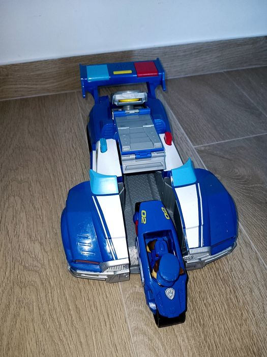 Super carro de corrida da patrulha canina