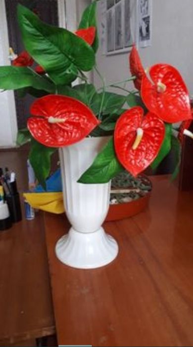 Чаша с цветком. Подвазонник с цветком. 200грн