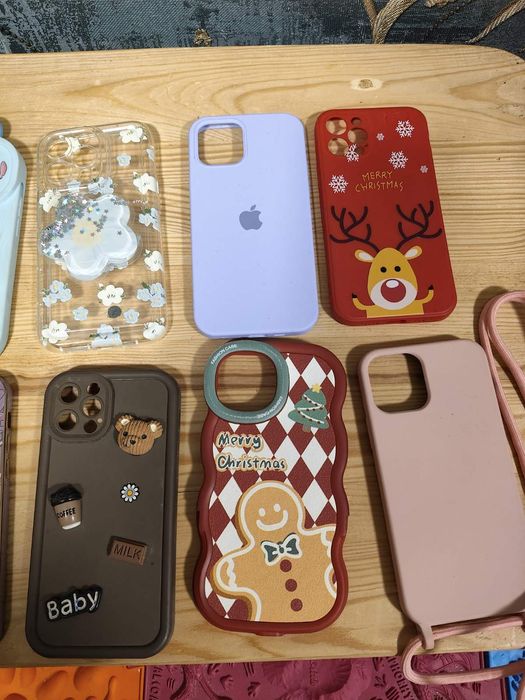 чохли на телефони нові.