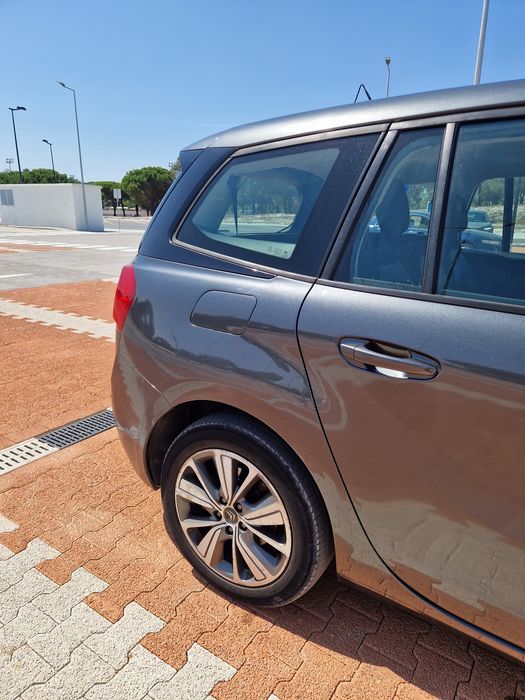 Citroen C4 Grand Piccaso 7 lug Diesel Automatico foto 5