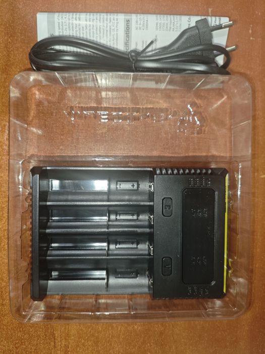 Зарядний пристрій Nitecore Intellicharger New i4 EU