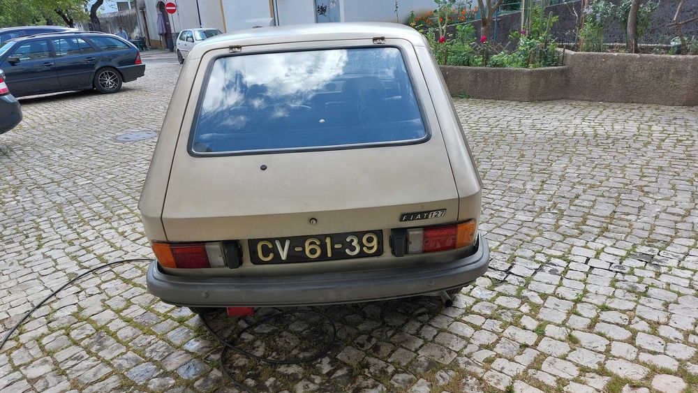 FIAT 127 900C recondicionado vendo no estado em que se encontra esta a trabalhar-