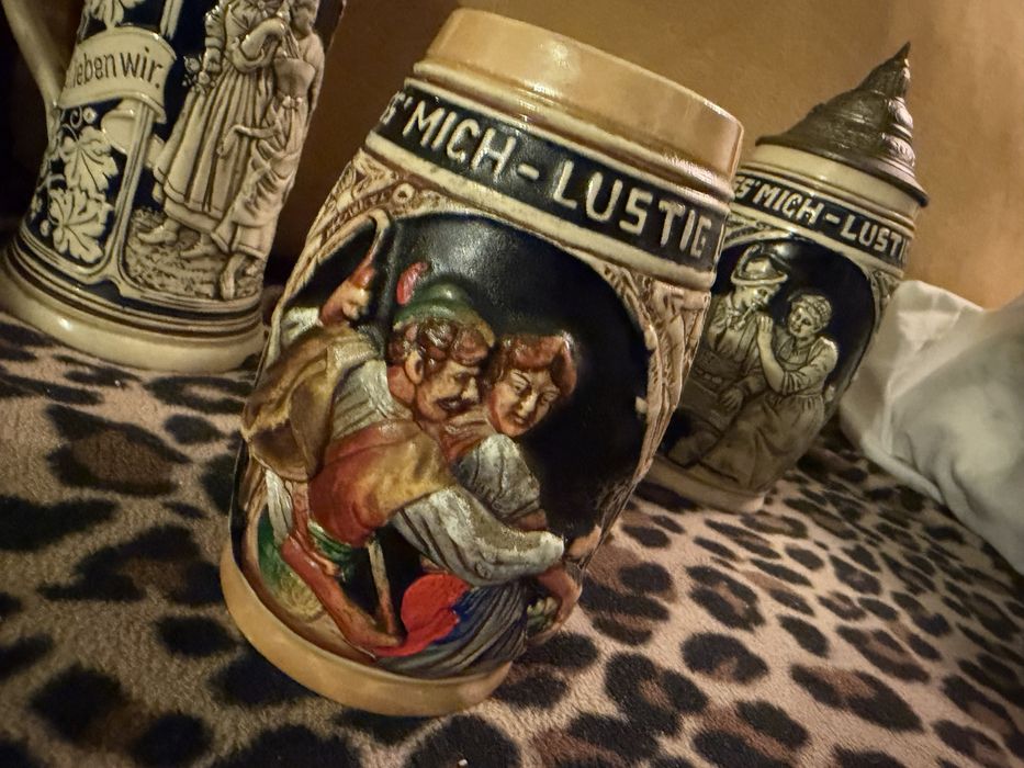 Niemieckie ceramiczne kufle do piwa