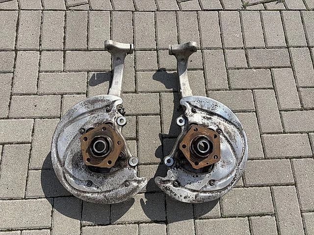 Audi Q5 SQ5/80A 80A 80A zwrotnica OK