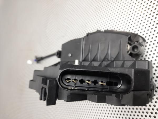 Fechadura / fecho porta trás esquerdo FORD Kuga II (DM2)