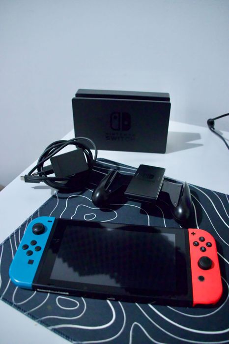 Nintendo Switch com acessórios