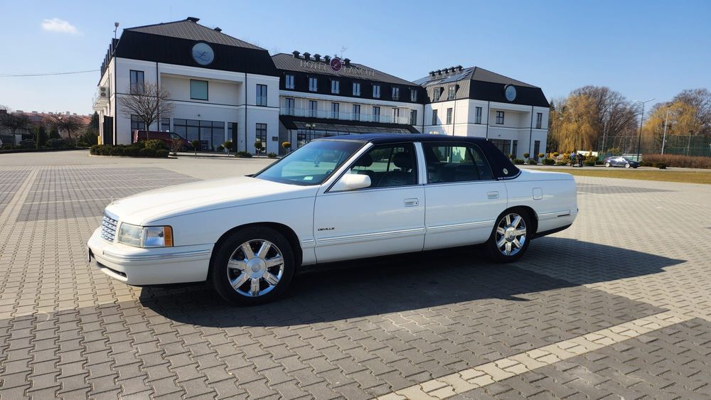 Cadillac Deville Bardzo zadbany klasyk w specjalnej wersji