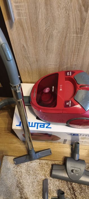 Odkurzacz bezworkowy Zelmer mocny 1400w