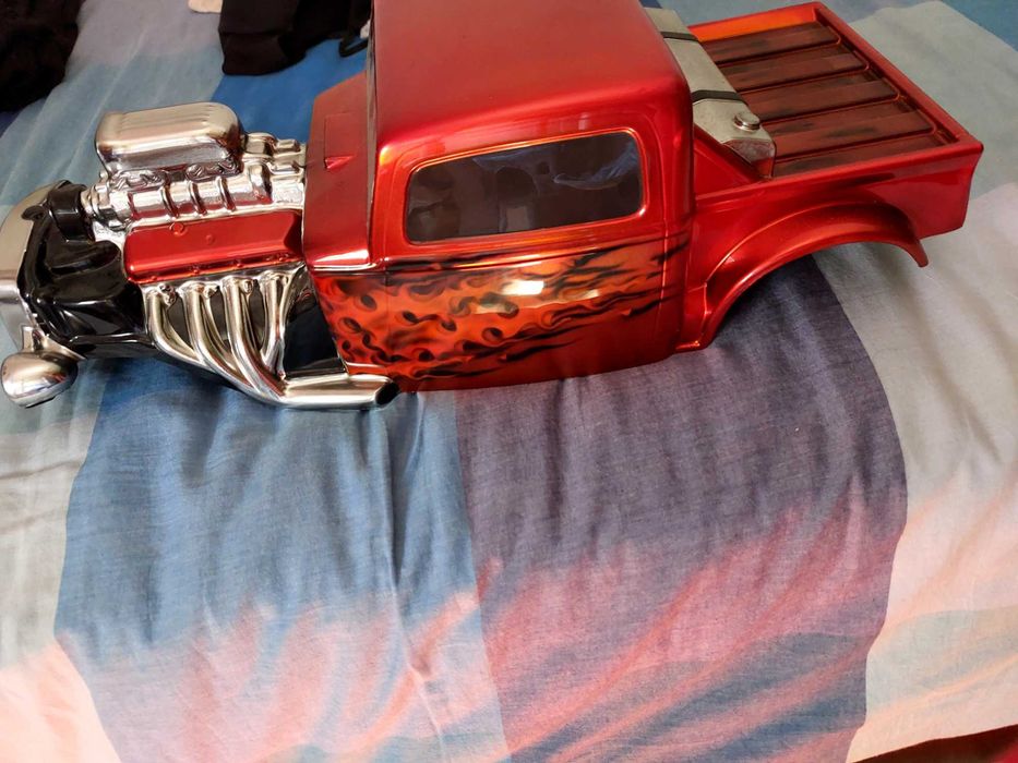 Traxxas revo 3.3 platinum edition