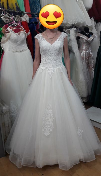 Свадебное платье, цвет айвори