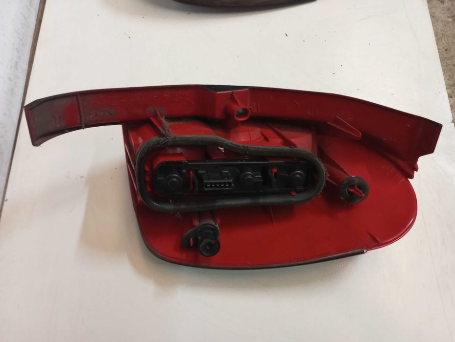 Farolins traseiros Peugeot 306 break