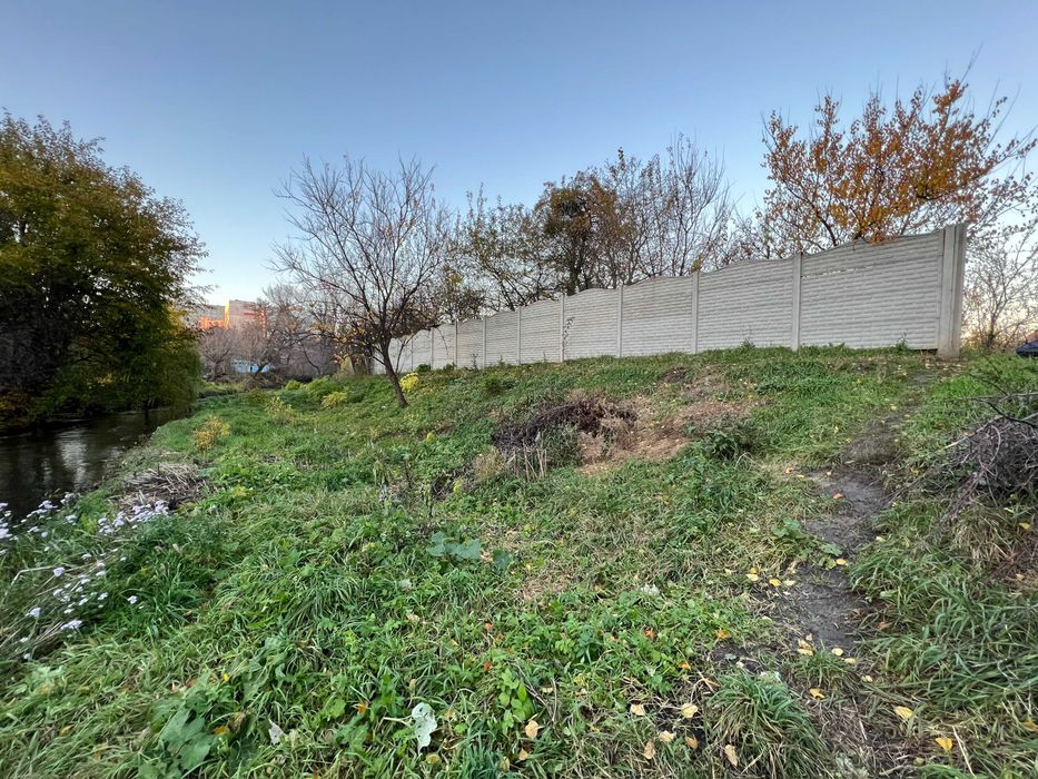 Рашкіна Дача,центр,Ново-Віринська 1