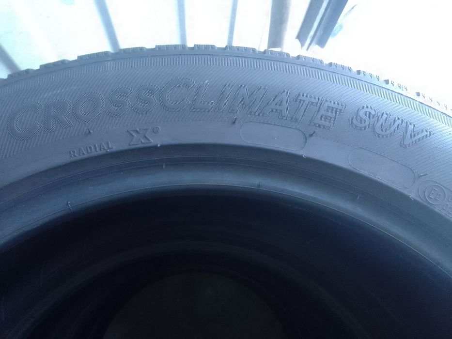 Cena za 4 Opony wielosezonowe 215/55r18 MICHELIN 2022r