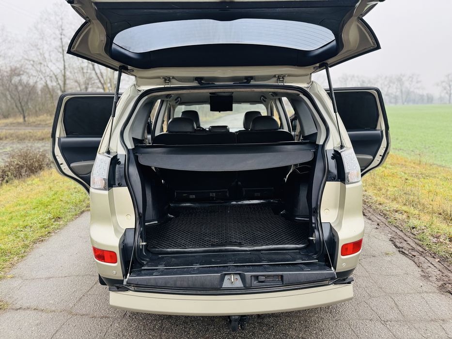 Mitsubishi Outlander XL 2.4 CVT 4WD Intense 2008р