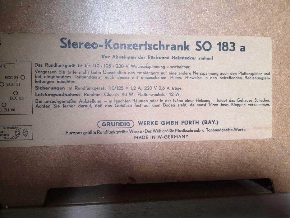 Radiola z lat 60-tych GRUNDING Konzertschrank w super stanie