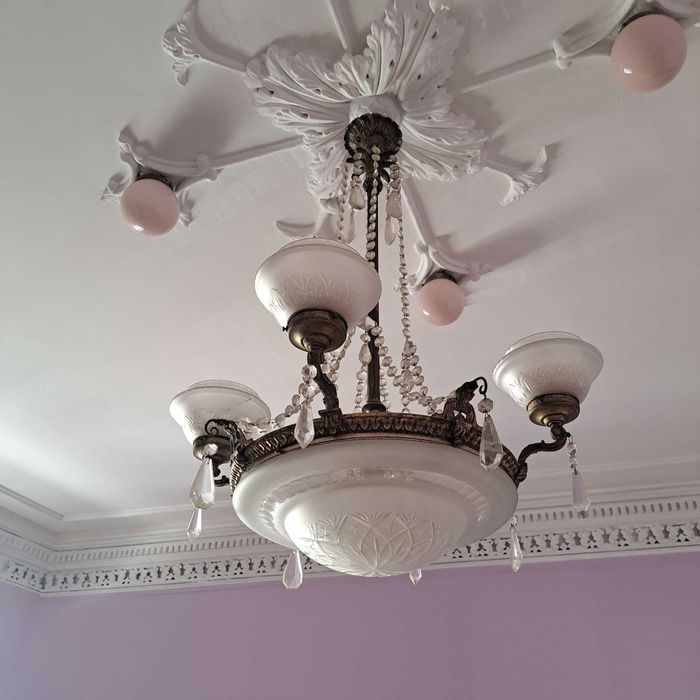 Lustre Arte Nova em excelente estado