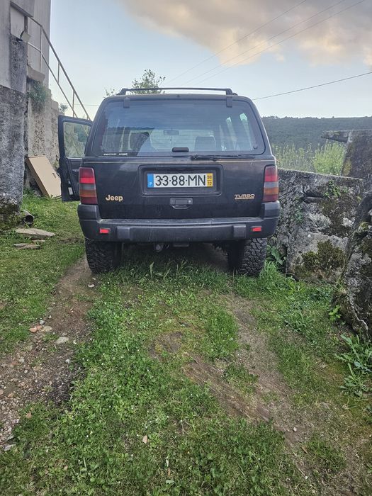 Vendo cherokee zj
