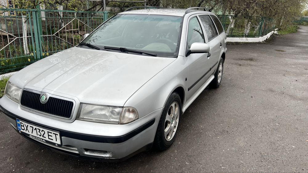 Продам шкода тур 1,9 тді