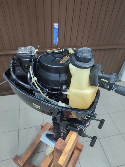 Silnik zaburtowy Seaking  4km 4T stopa S