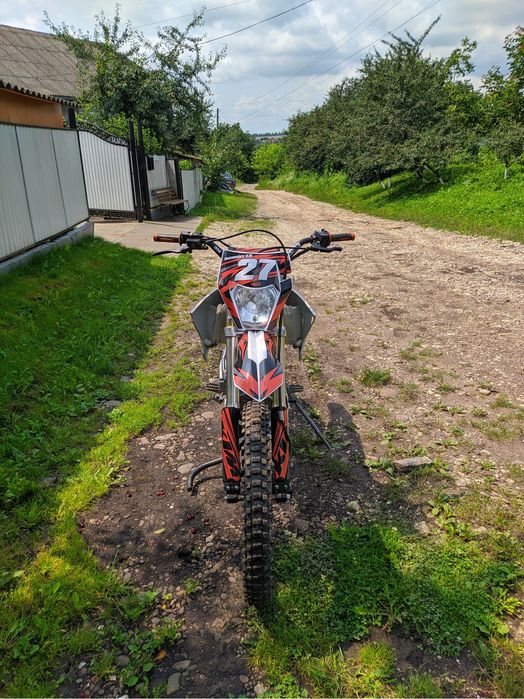 Мотоцикл X-moto XB31 250cc 21/18