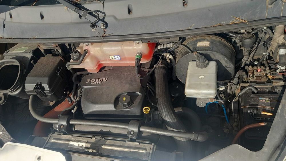 Iveco Daily 19+1 Lugares