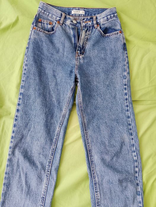 PULL & BEAR. Ładne jeansy damskie.