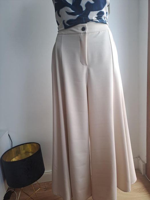 Spodnie Lamiar MUST HAVE