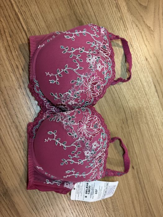 Biustonosz nowy 65F polskiej firmy Corin