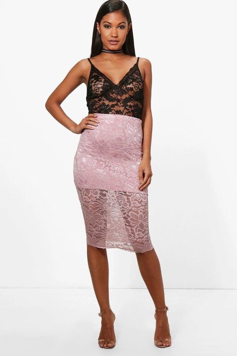 Кружевная юбка Boohoo.