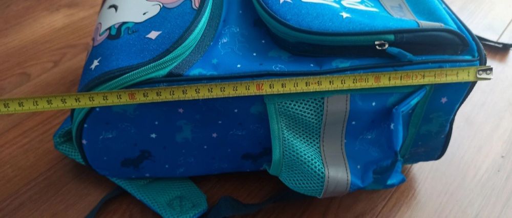 Nowy plecak tornister, sztywne plecy dziewczynka  jednorożec