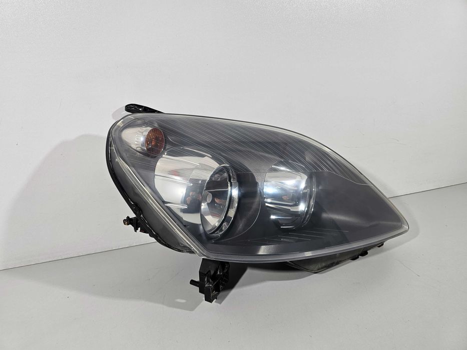 Opel Zafira B Lampa Przód Przednia Zwykła H7 Prawa Europa
