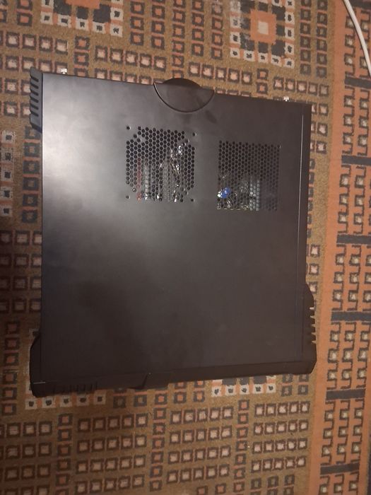 Intel Core i5-4460 3.2GHz.