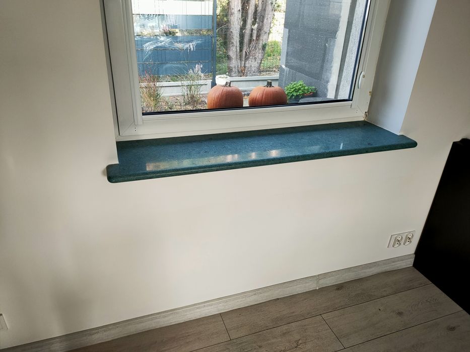 Parapet  z konglomeratu