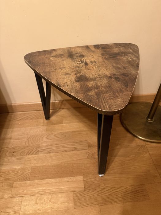 Stolik Trójkątny Imitacja Drewna