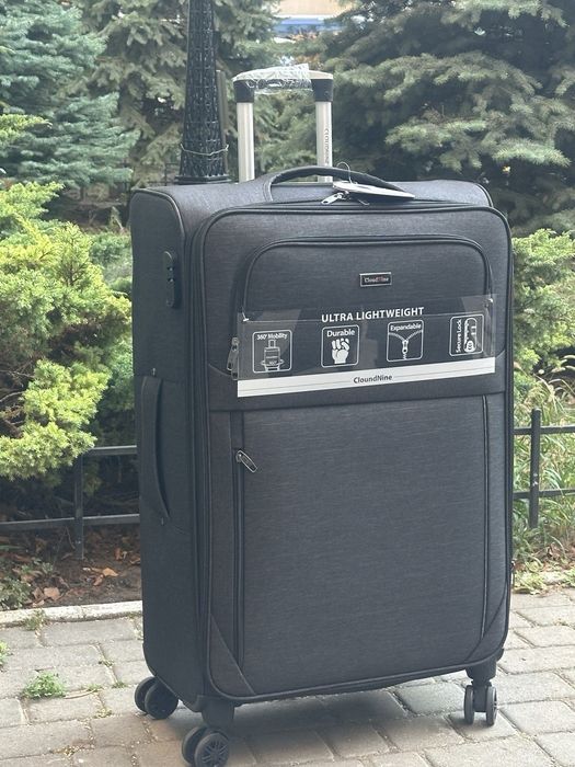 Чемодан размер Л 1799 s 799, XL 2699  грн акция и все размеры!