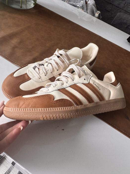 Adidas samba r 42