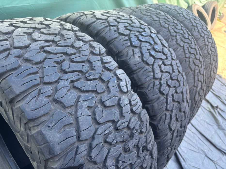 285-60-R18 джиповская резина 4 штуки GOODRICH 4*4 2023
