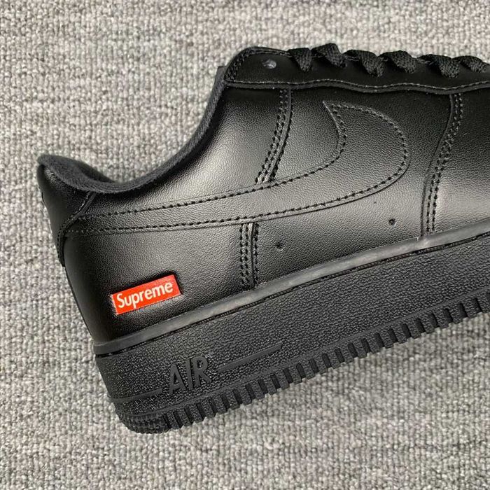nk Air Force 1 Low Supreme Czarny 38