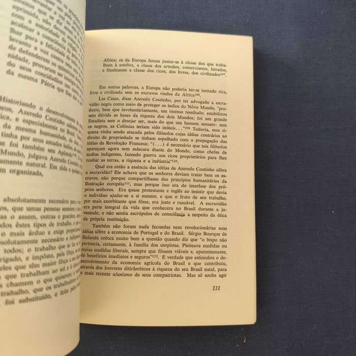 H. Keith, S. Edwards - Conflito e continuidade na sociedade brasileira